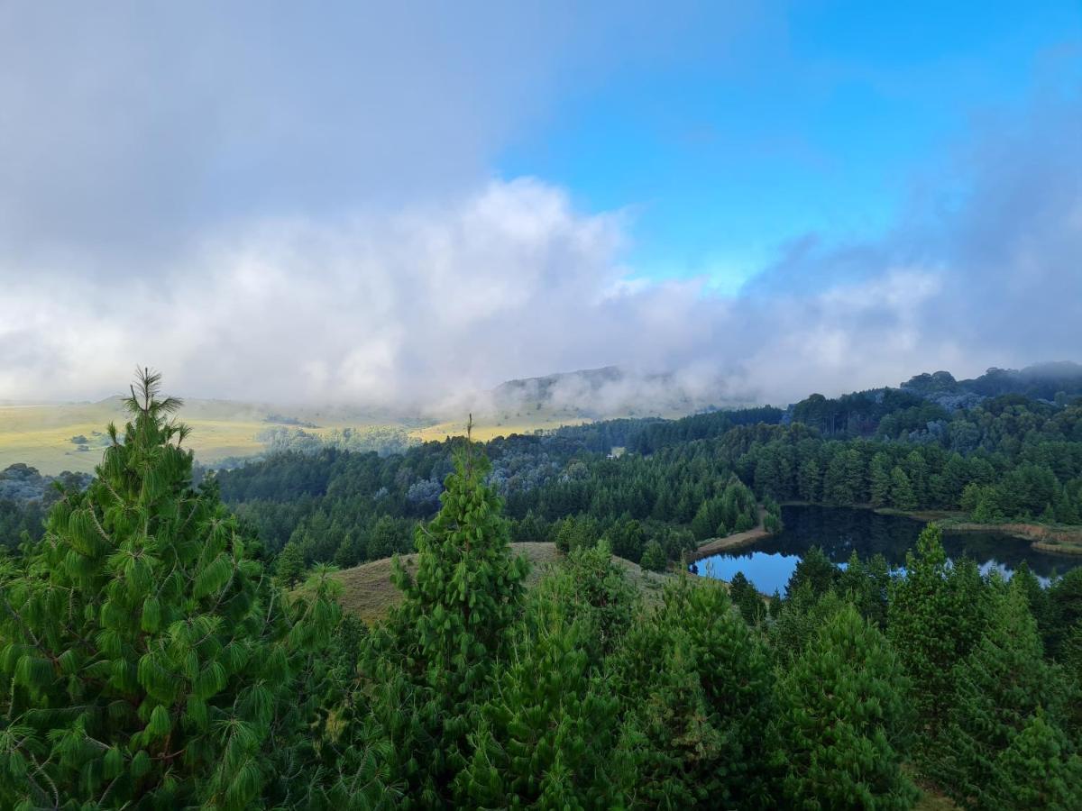 Ukutula Resort 德尔斯特鲁姆 外观 照片